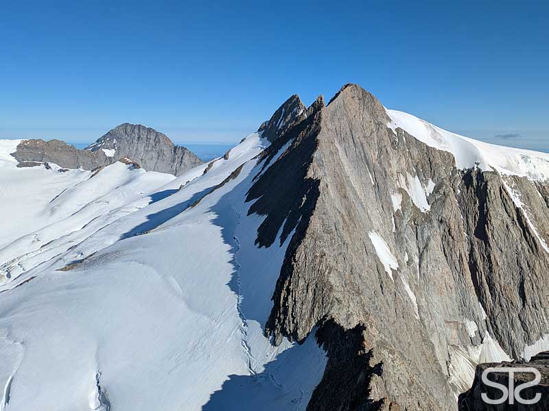 © STƧ kleines grünhorn, fiescherhörner, eiger südostwand